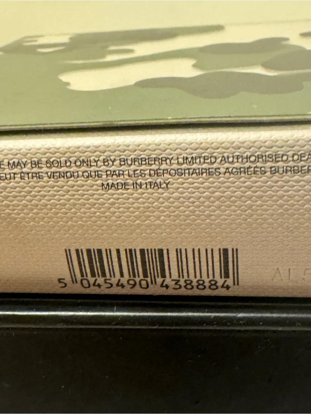 NIB Burberry Runway Palette Autumn/Winter 2015 Eyeshadow Camouflage LE UNOPENED